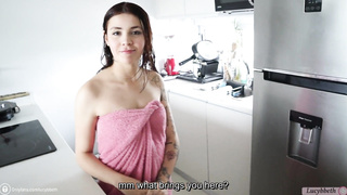 My Neighbor Stags On Me While Take A Tub And Gives Me His Jizm In My Throat- Lucybbeth