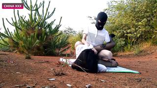 Inexperienced Hooded Asian Duo Smash Outdoors