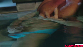 Jordan Starr and Luca del Rey tremendous poolside sex