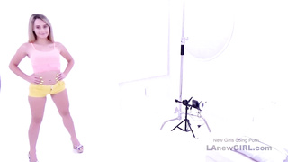 Lady enjoys to deep-throat meaty beefstick and make it jizz