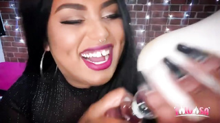 Jaw-Dropping adult model is in the mood for a torrid Jerk Off Instructions sesh with fuck-a-thon fucktoys