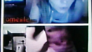 2 disgusted College girls soon delighted by my bare ass (+ sound )