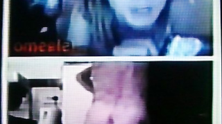 2 disgusted College girls soon delighted by my bare ass (+ sound )