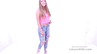 Charming 18yo Babe gets pussyfucked at audition