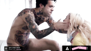 SEARING ANGEL - Killer Ash-Blonde Kenzie Reeves Want Her Nubile Cunny To Get Plumbed Rock Hard