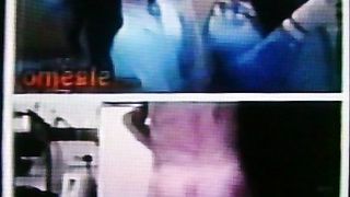 2 horny long black- haired College girls film my hot show (+ sound )