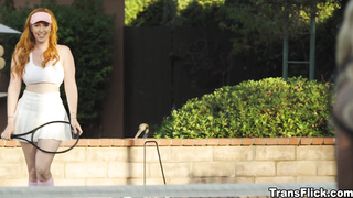 Sexy hot babes plays tennis and fuck indoors