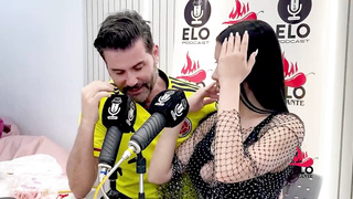 EloPodcast displaying him arse in a insatiable dialogue with Ambar Prada