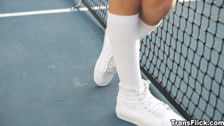 Brittney blasts creamy load all over Lauren