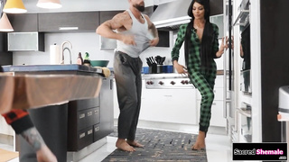 Trans Lola Morena barebacked by broinlaw