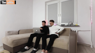 Sisters Mia and Bella determined to check which of their folks has a larger bone