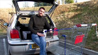 A community that practising free-for-all enjoy