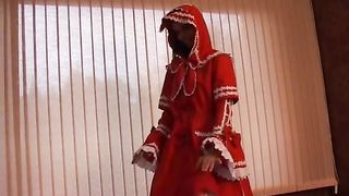 She luvs dressed in like a child