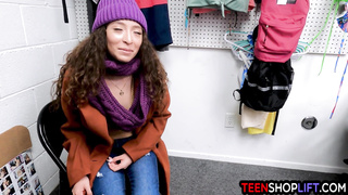 Tiny thief teen stole makeup but busted