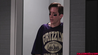 Jordan Starr loves to taste Isaac Parker's asshole