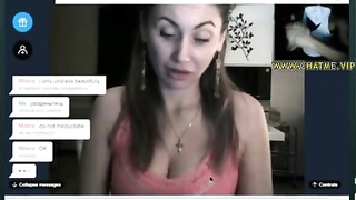 Mature babe with big natural tits and large areolas