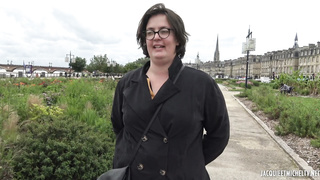 Barbara, 34 years old, cums really hard