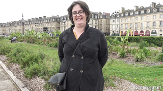 Barbara, 34 years old, cums really hard