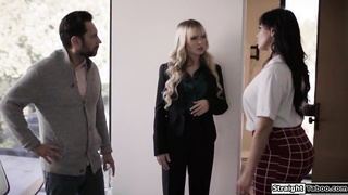 Cheating husband fingers a realtor pussy