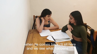 ME COJO A DOS PUTITAS ARGENTINAS QUE NO LES GUSTA ESTUDIAR - Sofi Indivar & La Sicaria