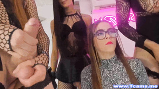 Hot Beautiful Shemale Got a Nice Blowjob