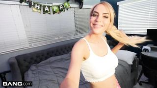 Smash Surprise - Mischievous PHAT ASS WHITE GIRL Ultra-Cutie Graycee Baybee Needs A BIG BLACK COCK Deep In Her Fleshy Vagina And Butthole