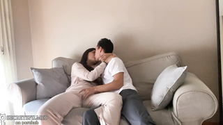 Made my stepsis jism by frigging her vag and she rewarded me after