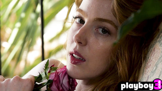 Redhead teen exposed perfect naked body