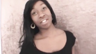 Pierced nippled ebony nubile getting finger-banged