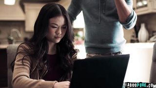 WOW!! So sexy and so hot threesome of Seth and Lulu