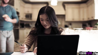 Slimthick Vic and Lulu Chu shares on cock