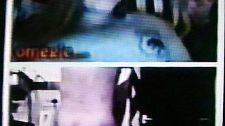 2 horny College girls hungry for my hot show (+ sound )