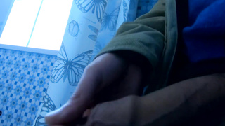 Risky SHOWCASE PAYS OFF! Real STRANGER, funked at first-ever, gives HELPING HAND JOB in humungous shop.