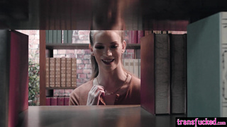 Ariel Demure fucked big ass booklover