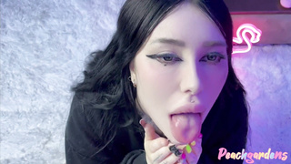 Firm nailed an legal yr elderly tasty woman and packed her face with man gravy