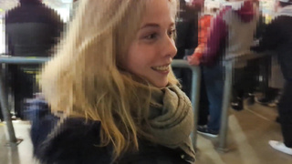 Public quickie in the hockey stadium! Aficionado nail during the game after the second break!