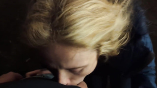 Public quickie in the hockey stadium! Aficionado nail during the game after the second break!