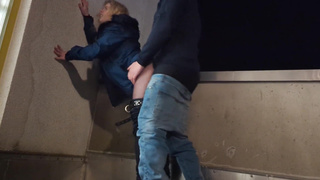 Public quickie in the hockey stadium! Aficionado nail during the game after the second break!