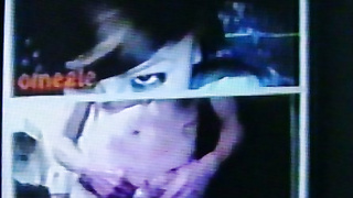 Peeping College girl message's me to get hard for her ((+ sound )