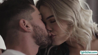 Hot Transsexual sucks straight guys cock