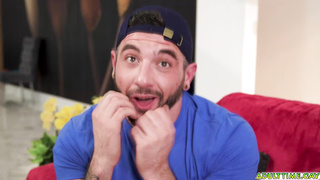 Ian Holms eagerly has sex with Asher Day