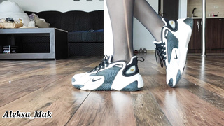 College Girl in stocking Wanks Slit Spunks And Urinating