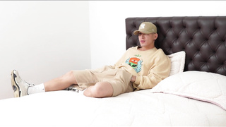 3 de amigos, se cojen a la castrosa del grupo traga leche - Minute Galilea Katha Dawson y Raydimarco