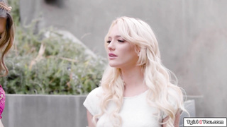 TS cupid Jade Venus fucks lesbian couple