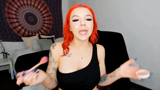 Redhead sassy babe gives the best view of her hot curves