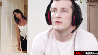 Win your biggest game for hot stepmom!