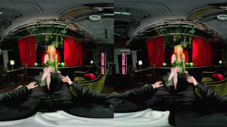 VR Conk Lauren Phillips as super-steamy sandy-haired Poison Ivy costume play VR Pornography
