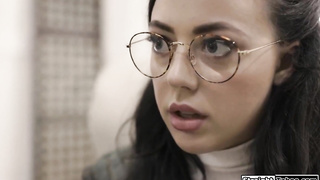 Virgin teen tricked into her 1st fucking