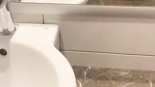 Jacking of in a motel while girlfrend is out