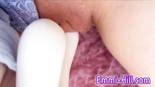 TEENIE PUMPS OUT FOR 25 Mins!!! 18yo German Lean Teenie, massive vulva, smallish boobies